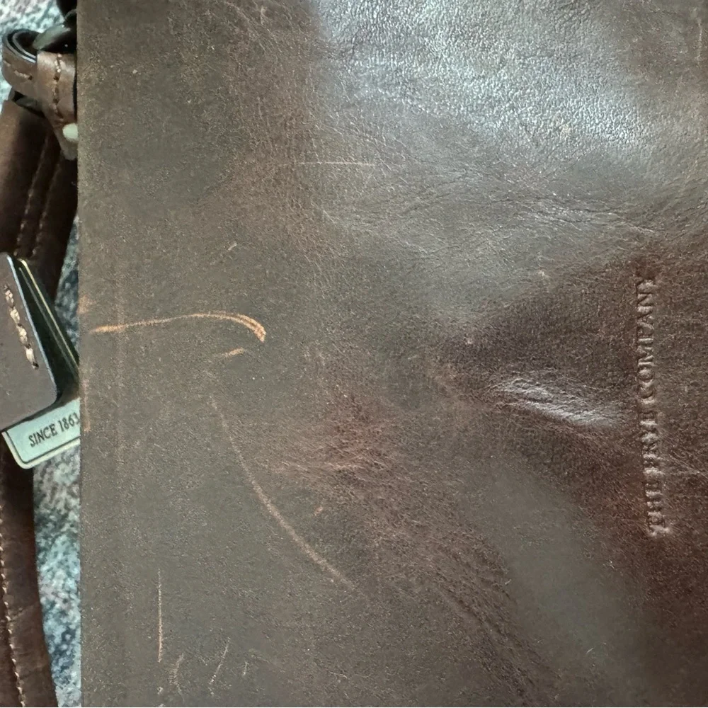 Frye Logan dark Brown Leather Briefcase Messenger Bag Classic Men's Work Bag nwt